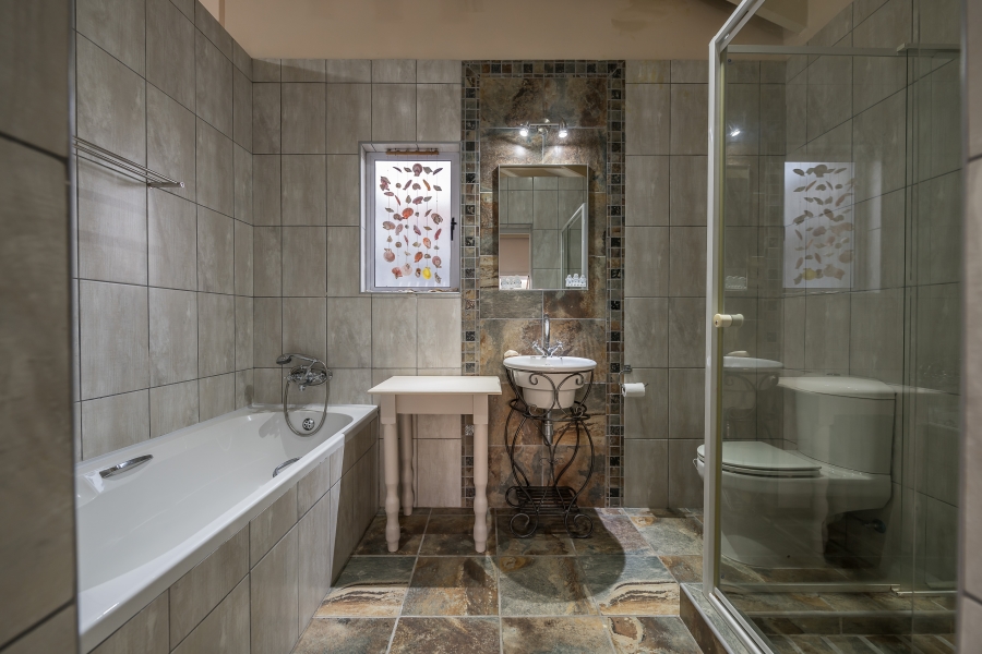 5 Bedroom Property for Sale in Bayview Western Cape